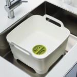 Wash & Drain Kitchen Washing Up Bowl with Handles and Draining Plug, 9 Litres, White/Green